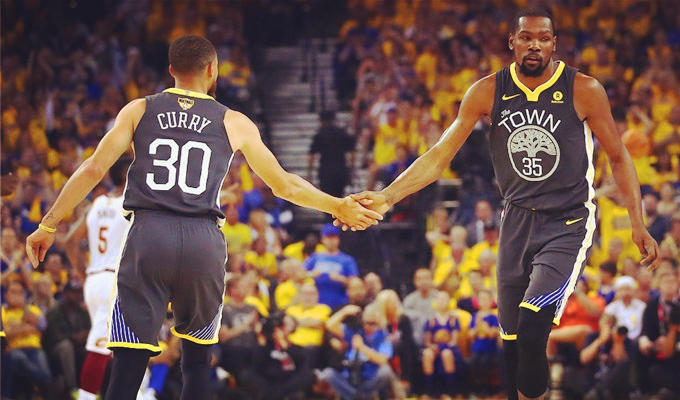 斯基拉：尤文派球探观看西班牙U21比赛，考察罗德里戈-门多萨（斯基拉：尤文派球探赴西班牙U21观赛，重点考察罗德里戈-门多萨）