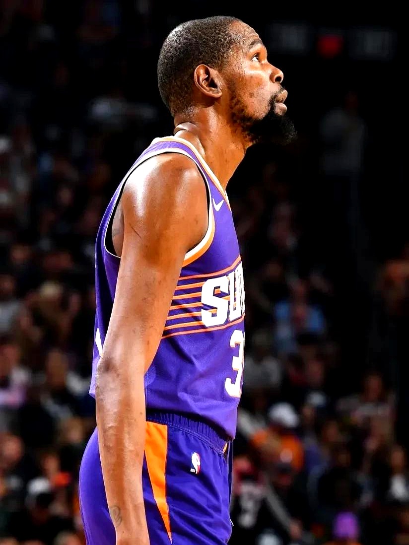 尤文vs都灵：伊尔迪兹领衔，DV9、库普、鲁加尼出战（都灵德比：伊尔迪兹领衔尤文，DV9、库普、鲁加尼皆出场）