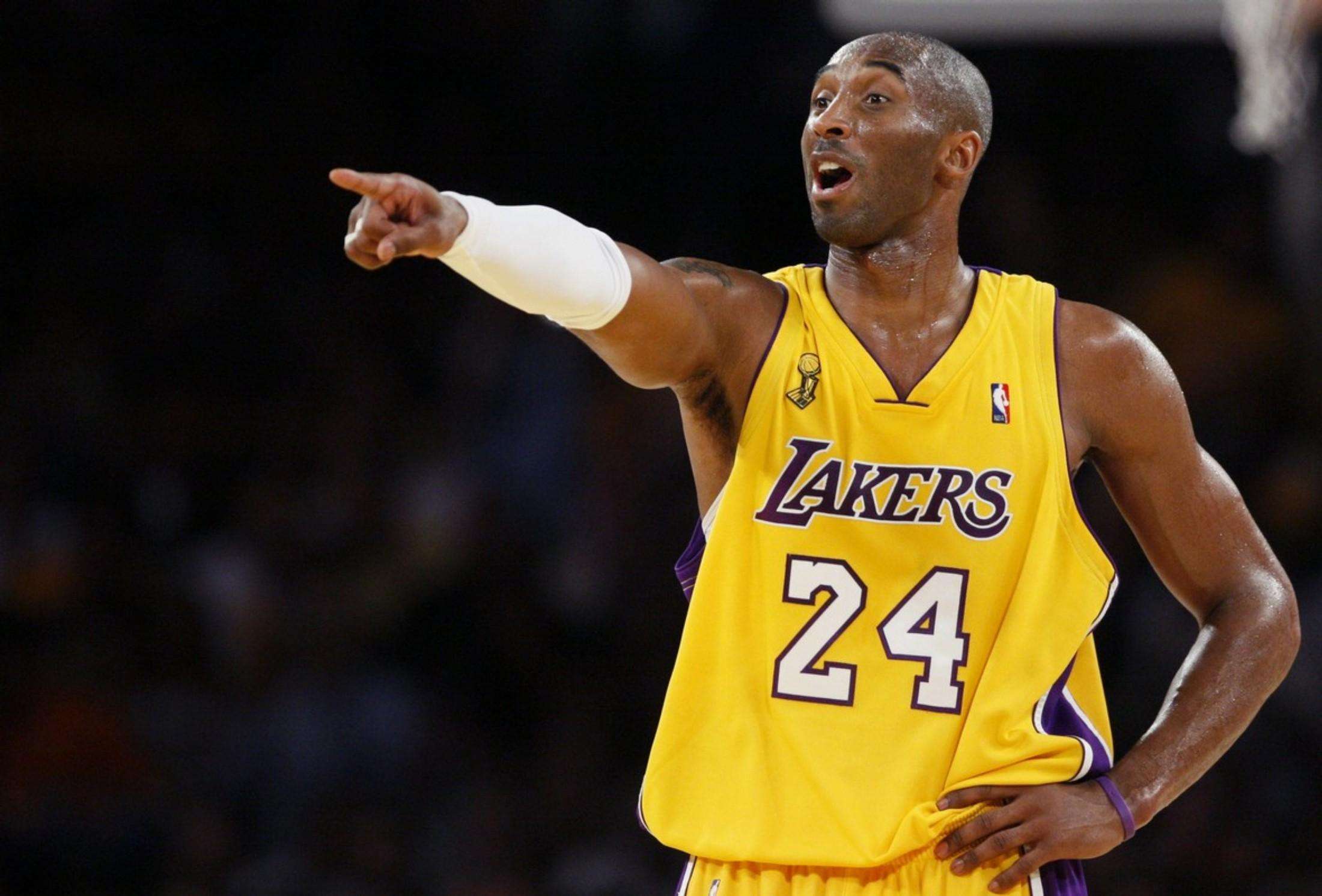 王钰栋新经纪公司：曾代理莱万、拜尔，旗下球员多在德国、瑞士踢球（王钰栋签约新经纪公司：曾服务莱万、拜尔，客户多效力德国与瑞士联赛）