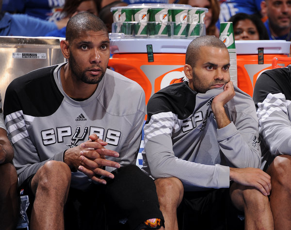 QPR球员谢尔因保护母亲用石头砸伤一男子，事后公开致歉（QPR球员谢尔护母投石致男子受伤，随后公开致歉）